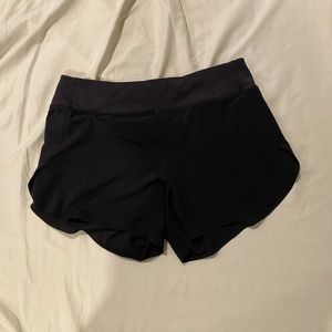 Run with it 4.5” short